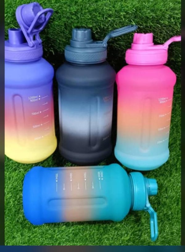 Water bottle multicolored