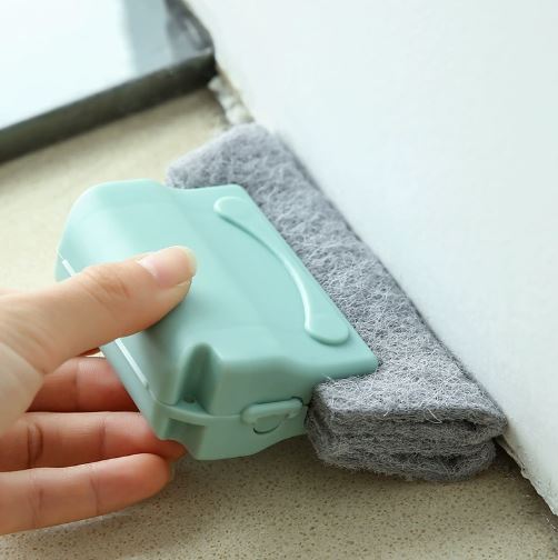 Wall sill cleaning tool - Image 2
