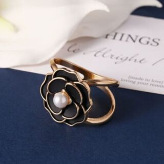 Pearl Silk Towel Buckle Simple Fashion Camellia Shawl Decorative Buckle Corner T-shirt Belt Knot Buckle